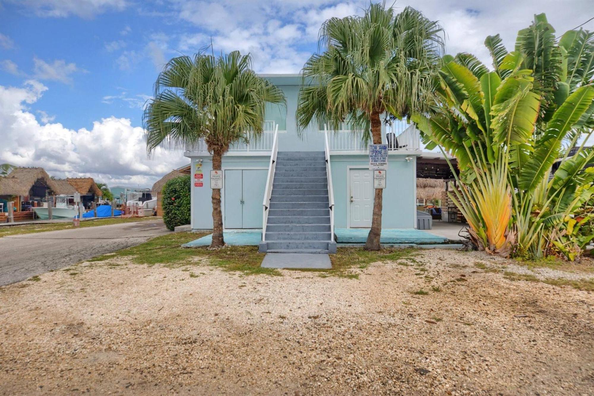 Apartment Waterfront 1, Kayaks, Pool, Bay View, Wifi
