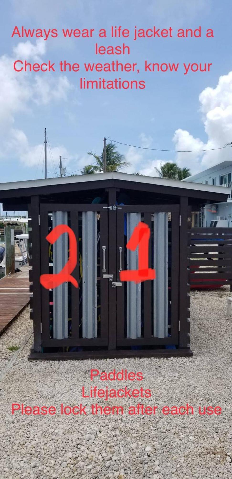 Waterfront 1, Kayaks, Pool, Bay View, Wifi Apartment Jewfish